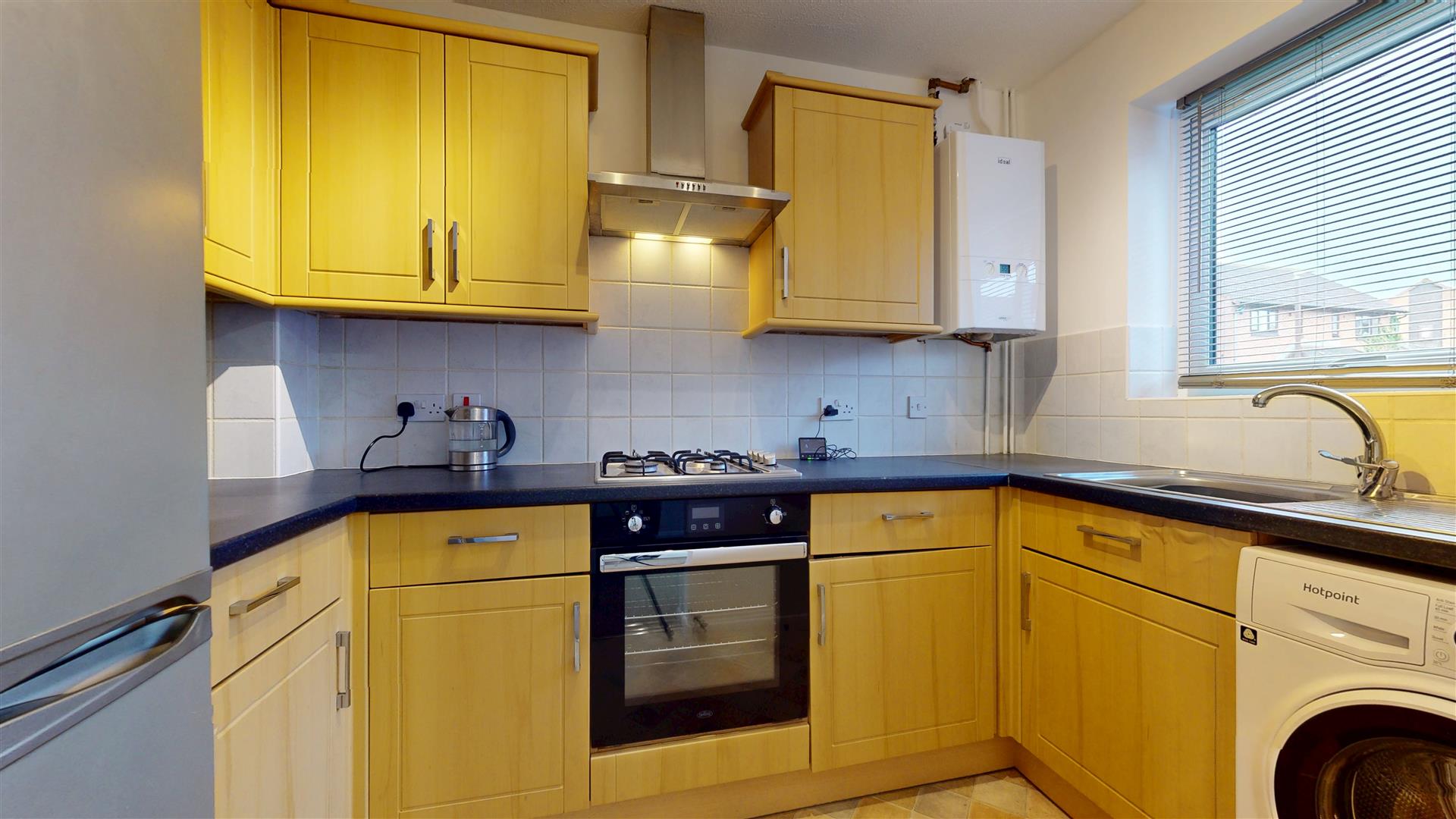 2 bed property in Hartdames, Milton Keynes